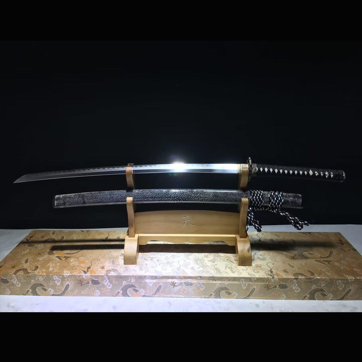 Sea Dragon Gomai Katana with Real Hamon | Full Tang 5-Piece Laminated Steel Rayskin Scabbard 103cm