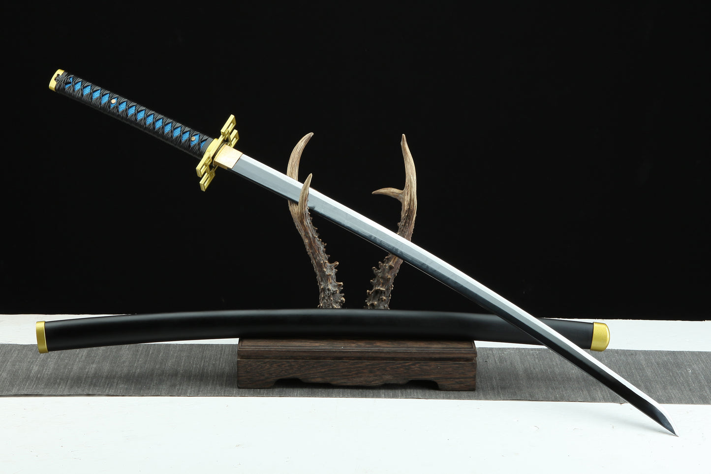 1:1 Replica Muichiro Tokito Worn Katana