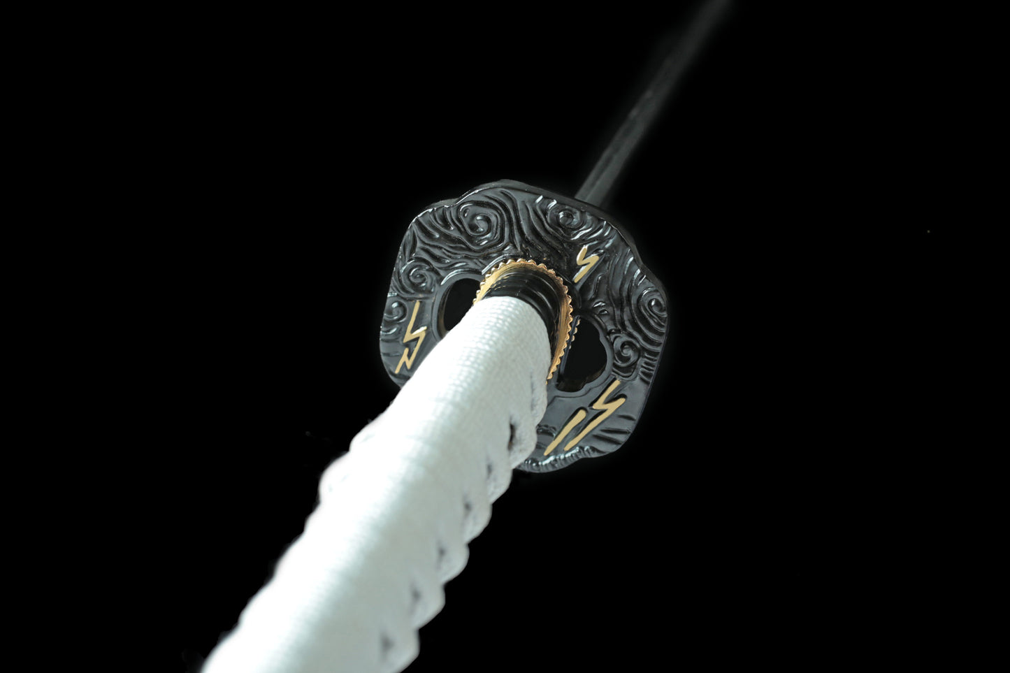 1:1 replica of Ghost of Tsushima Katana (fourth generation) 1:1 replica of Ghost of Tsushima Katana (fourth generation) including Katana and Wakizashi