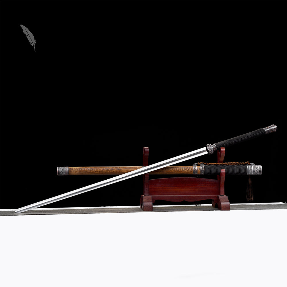 Handcrafted Full Tang Chinese Sword Two-handed Sword Wolong With Patterned Steel Blade