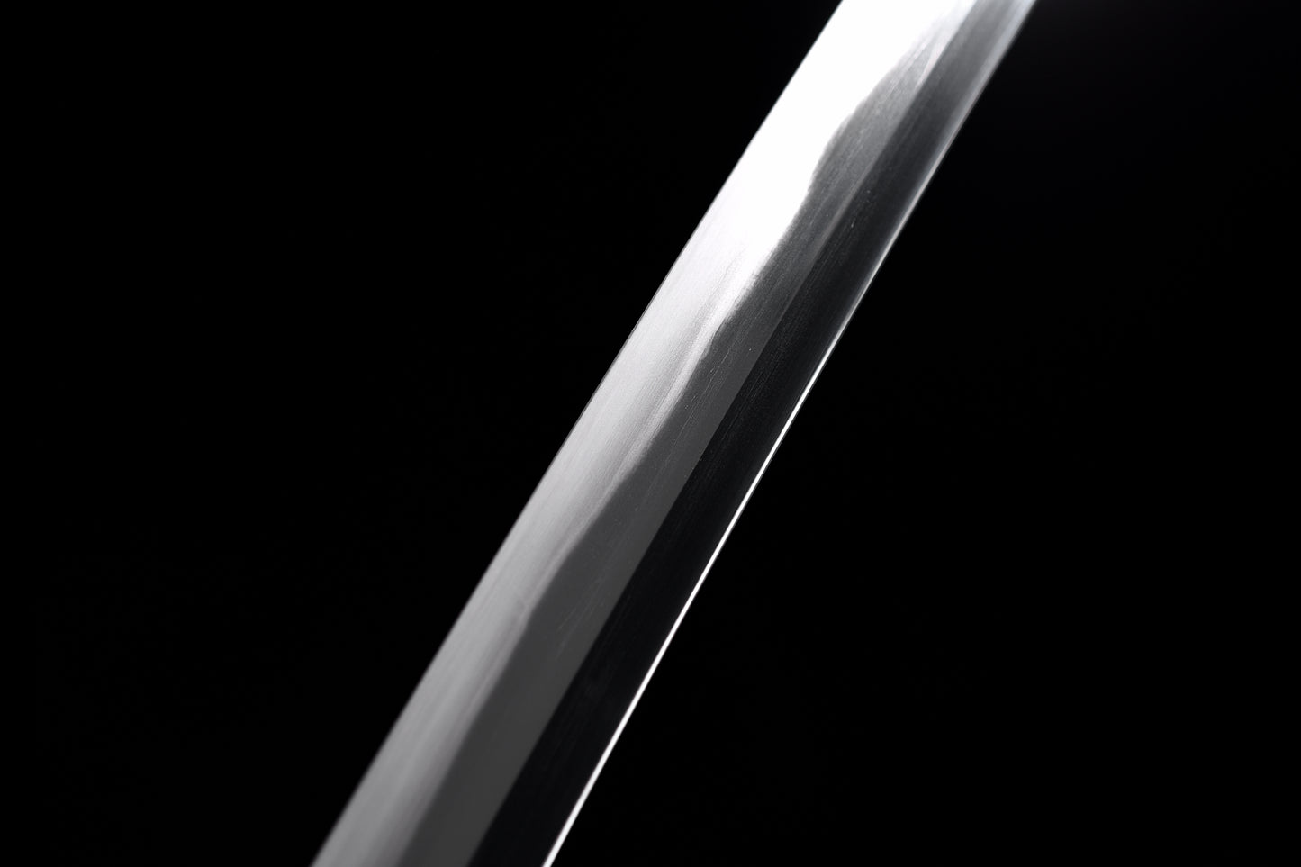Tamahagane Lacquered Scabbard Ling Xue Katana (Custom-made products: Delivery within 30 days.)