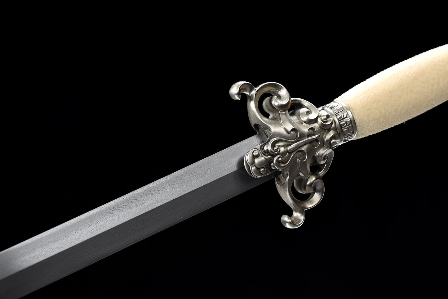 Chi dragon sword(Custom-made products: Delivery within 30 days.)