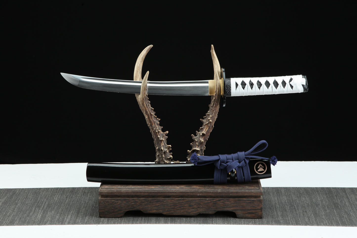 1:1 replica of Ghost of Tsushima (second generation)