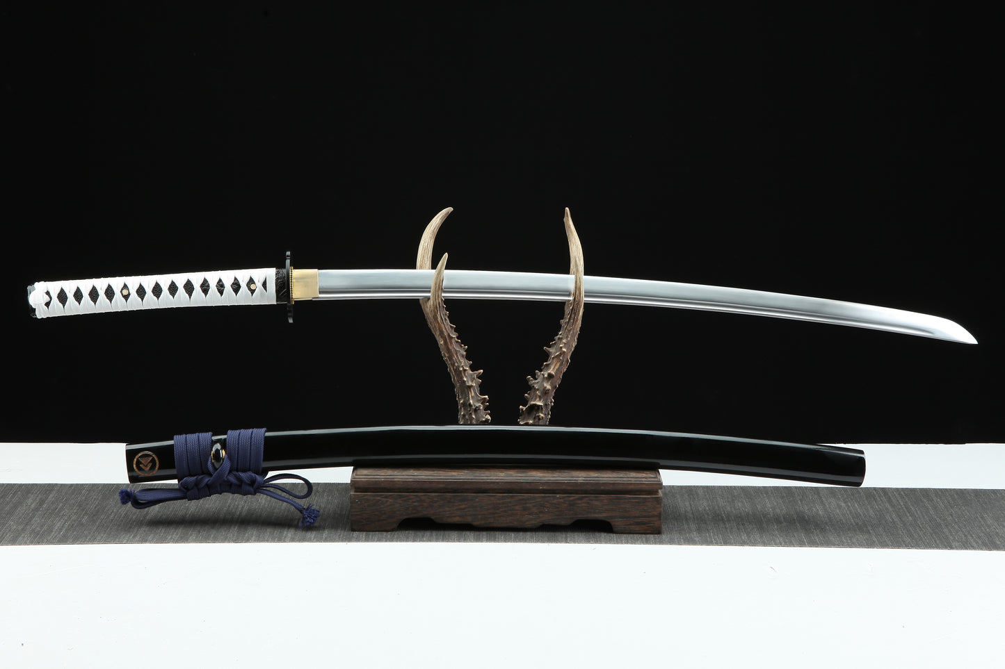 1:1 replica of Ghost of Tsushima (second generation)