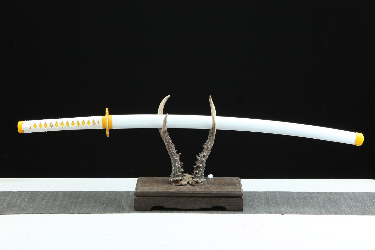 1:1 Replica Agatsuma Zenitsu Worn Katana