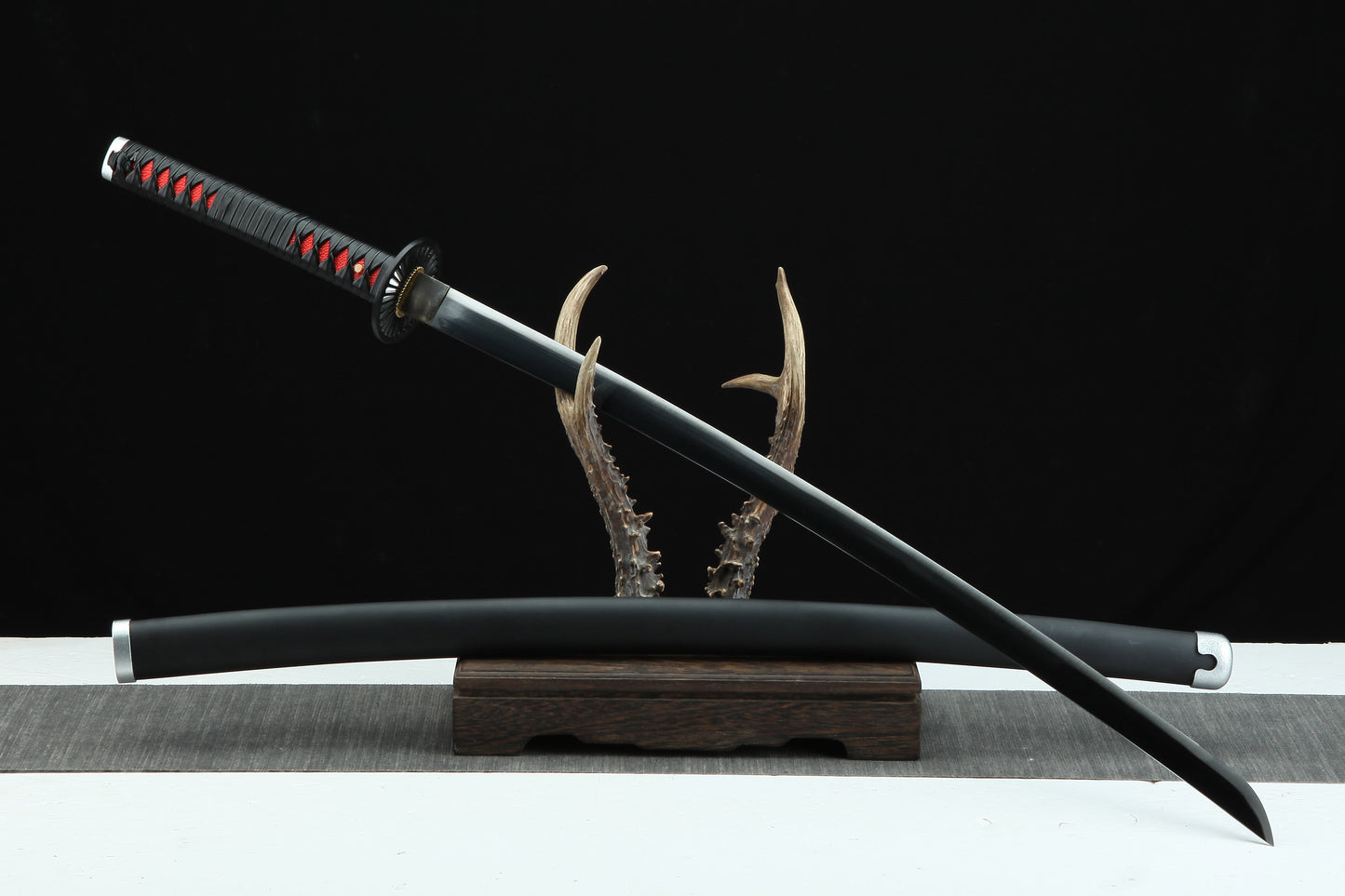 1:1 Replica Kamado Tanjirou Worn Katana