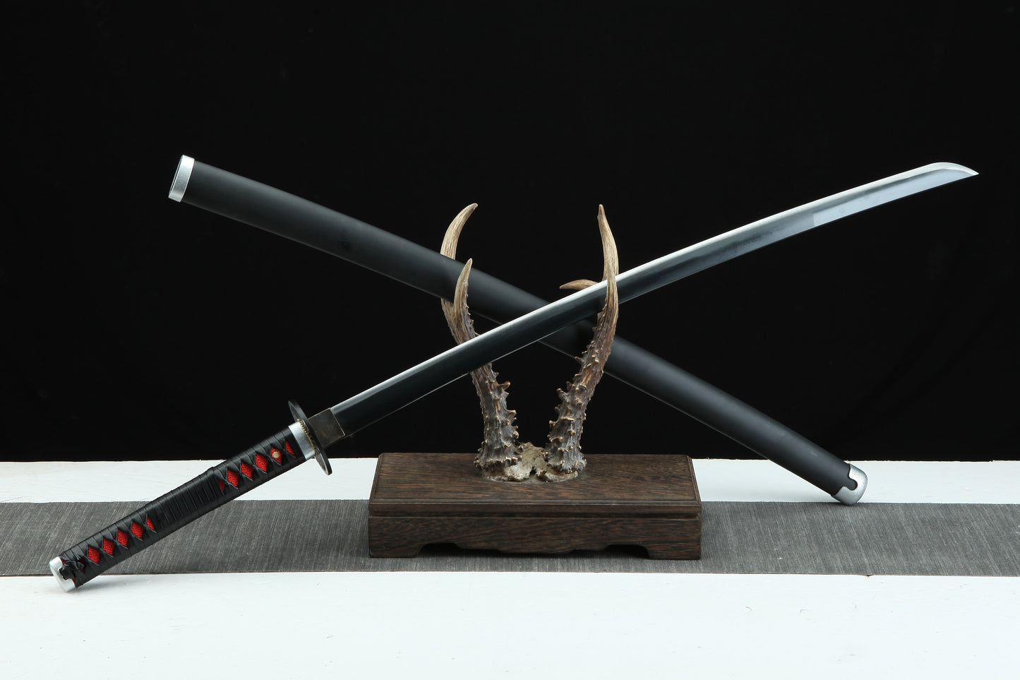 1:1 Replica Kamado Tanjirou Worn Katana