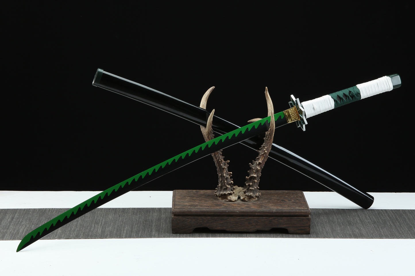 1:1 Replica Sanemi Shinazugawa Worn Katana