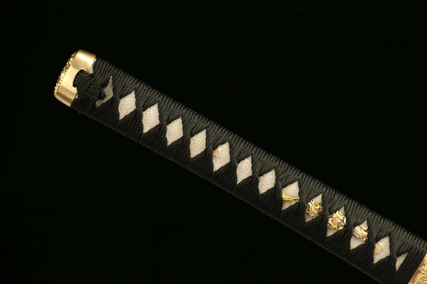 T10 Clay Tempered Katana with Golden Brass Fittings and Black Lacquered Scabbard Featuring a Golden Dragon Design