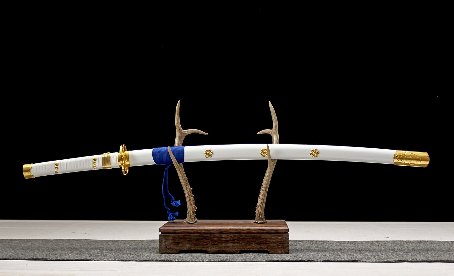 1:1 replica One Piece Zoro Platinum Amigo