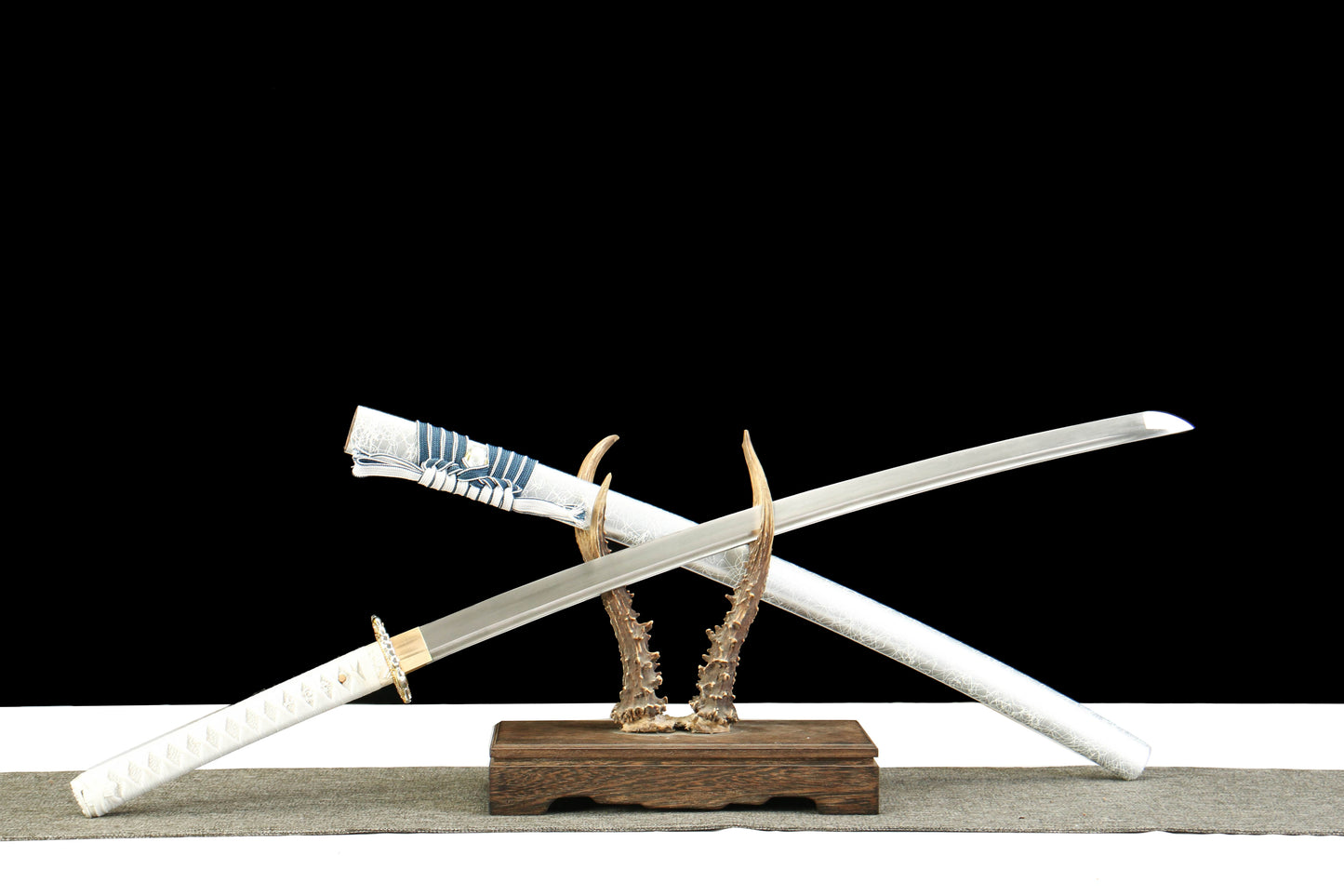 White Jade - Handmade 1065 Steel Katana with Oil Quenched & Tempered Blade, Zinc Alloy Fittings, and Wooden Scabbard