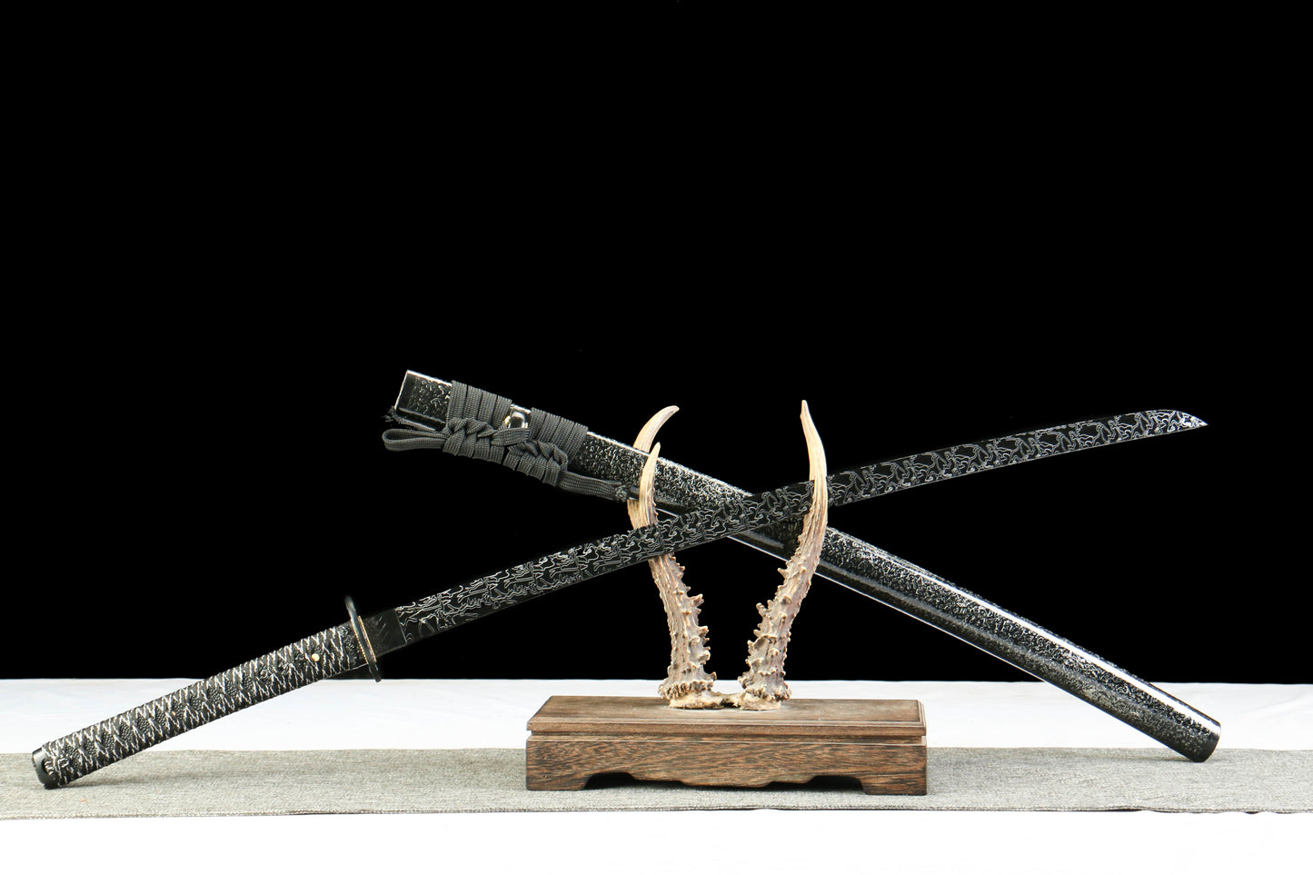 Demon Pattern Katana with Blackened Design and Black Lacquer Saya