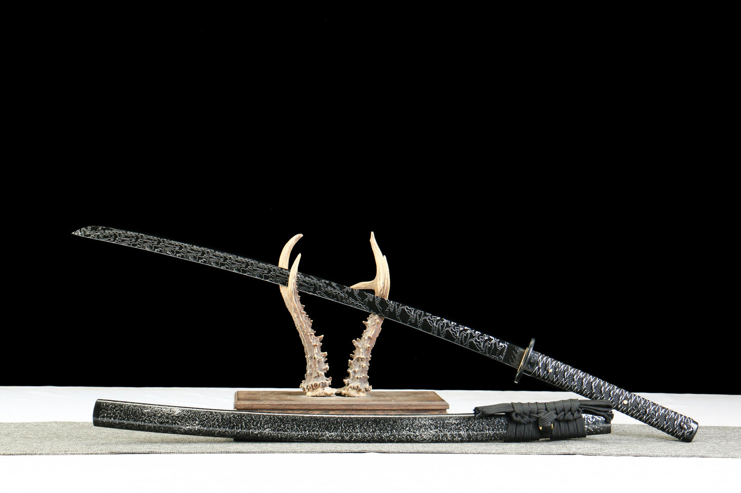 Demon Pattern Katana with Blackened Design and Black Lacquer Saya