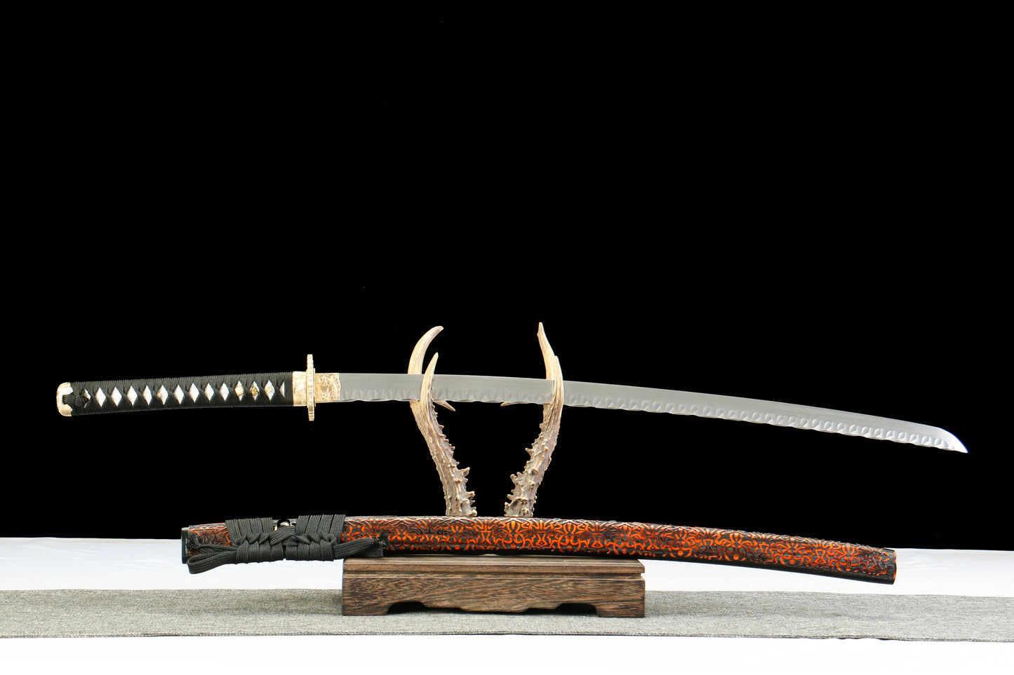 Shadow Warrior Katana | 72cm Damascus Pattern Steel Blade with Handcrafted Stonewashed Finish, Oil Quenched & Tempered