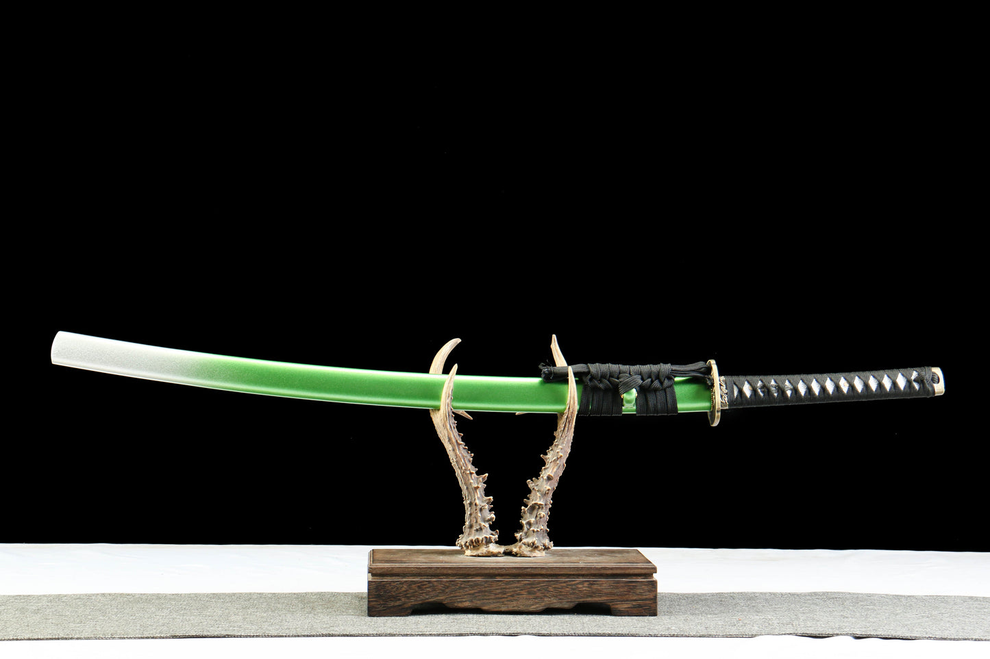 Phantom Wisteria Katana | 72cm 1065 Carbon Steel Blade, Oil Quenched and Tempered