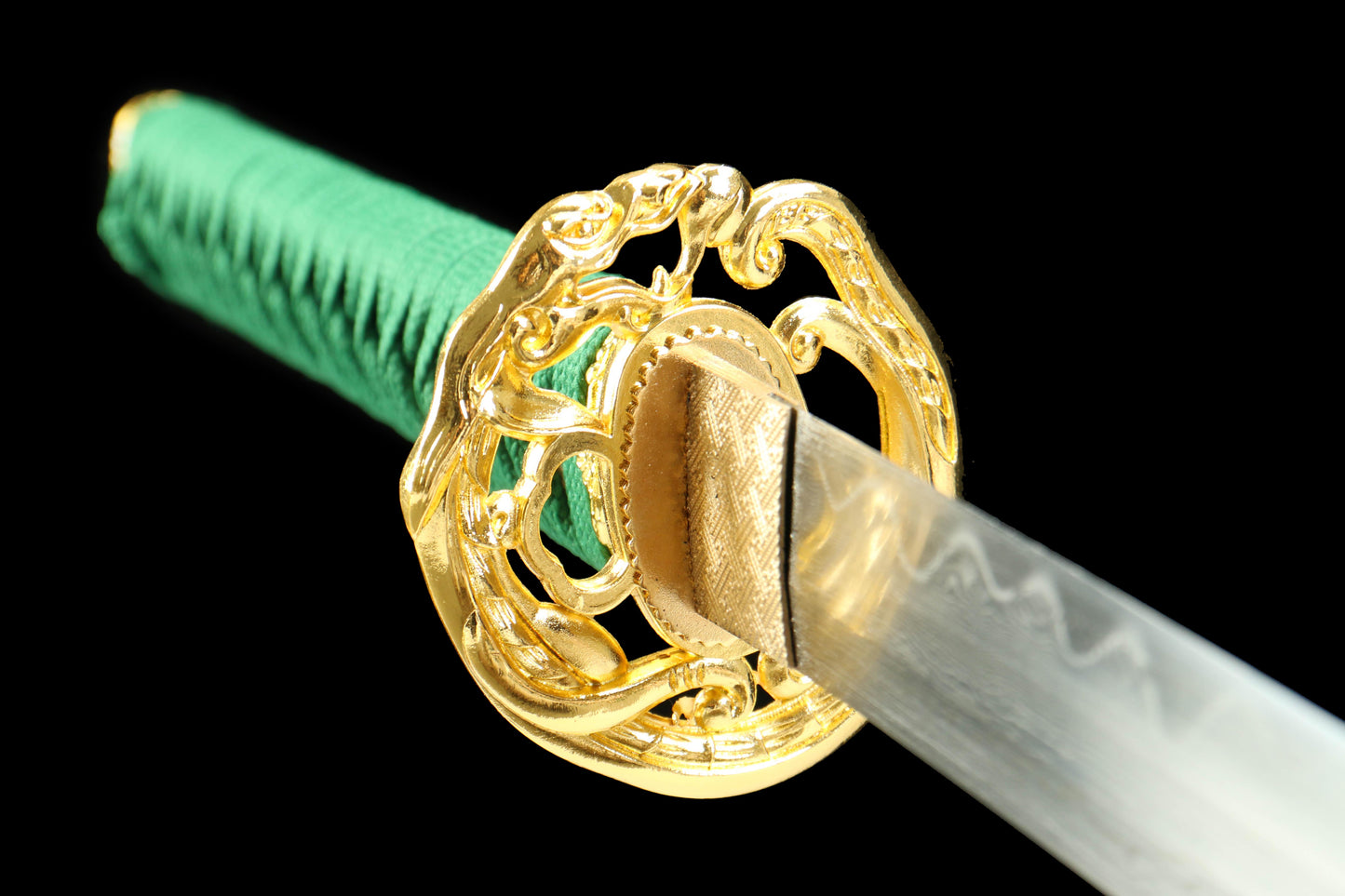 Damascus Pattern Steel Japanese Katana with Clay Tempered Blade and Green Tiger Saya