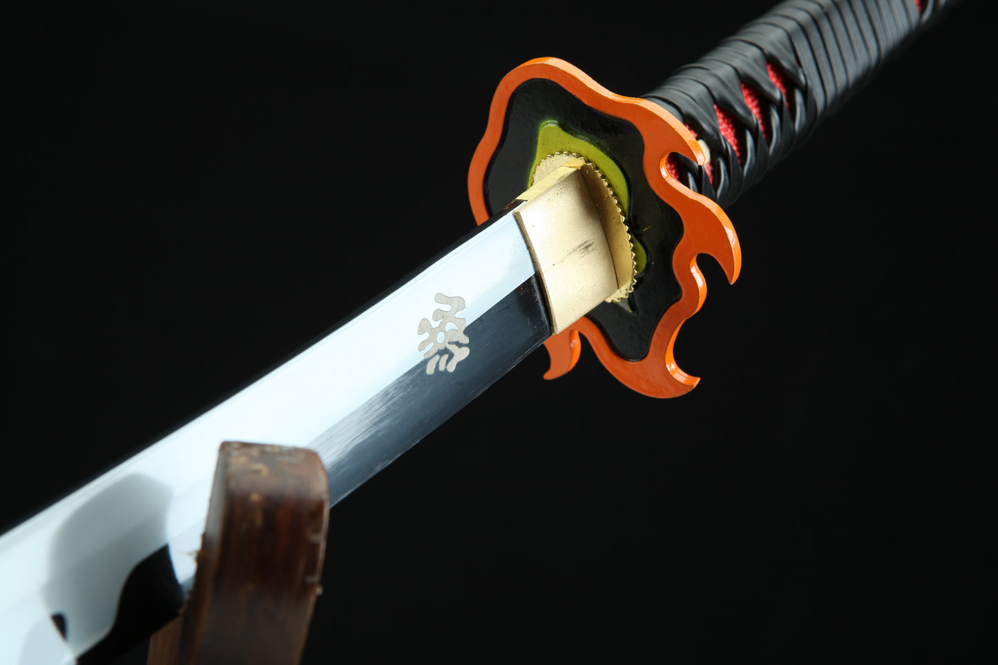 1:1 Replica Kamado Tanjirou Worn Katana