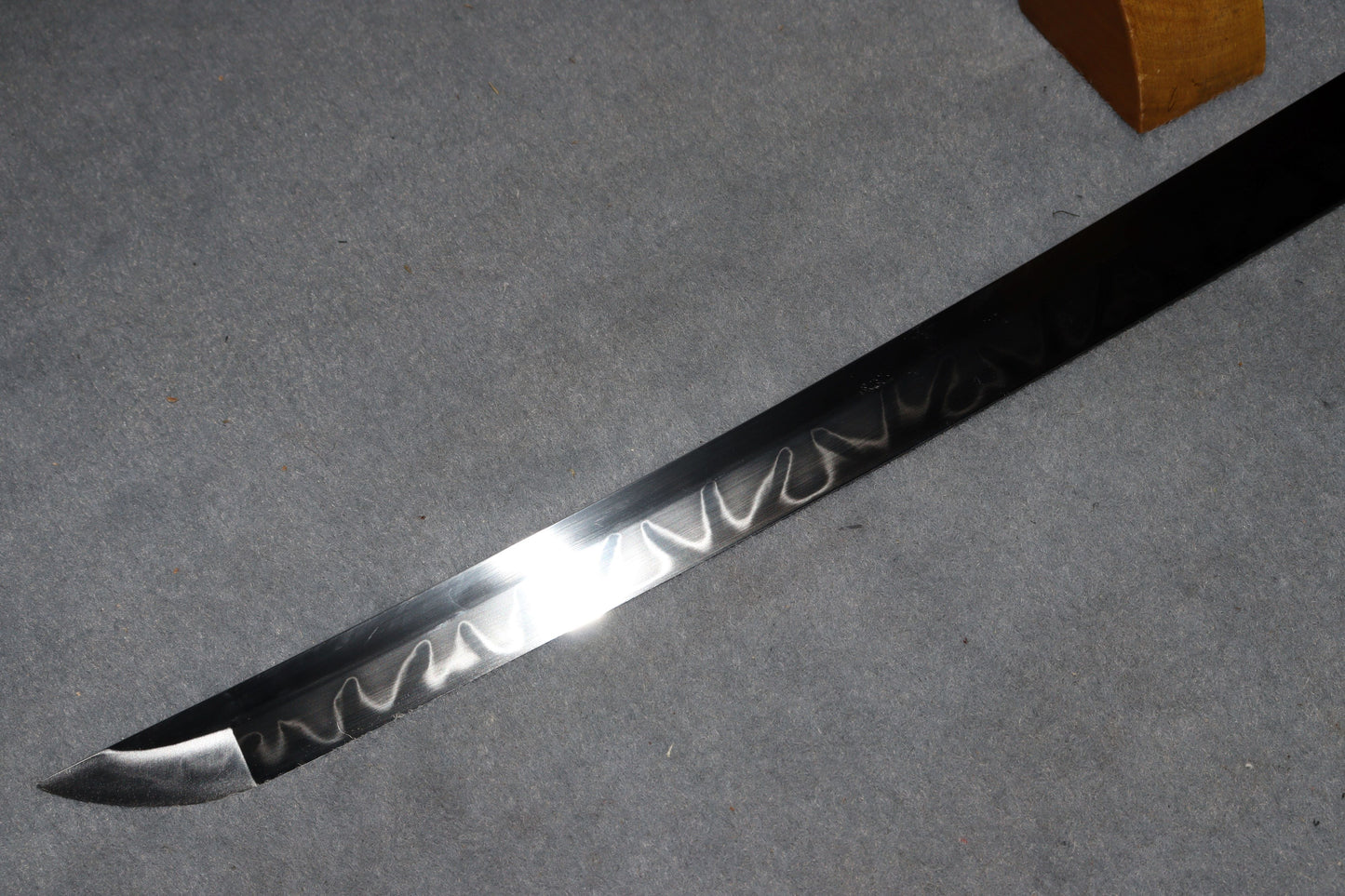 103cm/40.55 inch Authentic hand-forged T10 burnt blade book page pattern copper-clad samurai sword - Jiuye