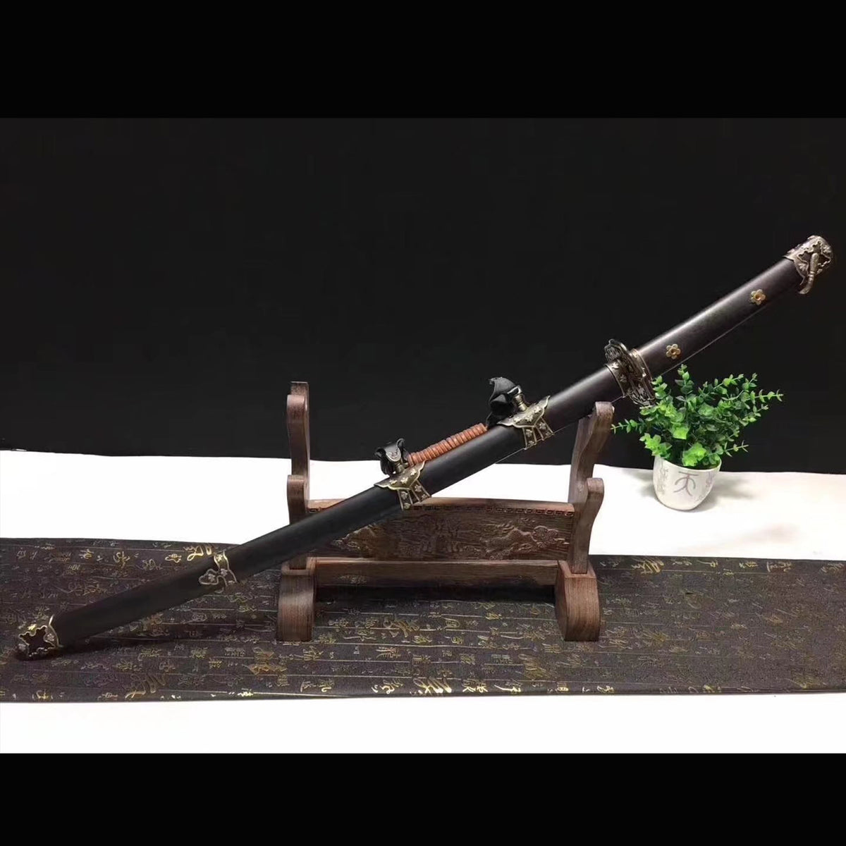Brass Fitted Black Ebony Tachi with Real Hamon | Full Tang Clay Tempered Folded Pattern Steel 13-Stage Polished 103cm