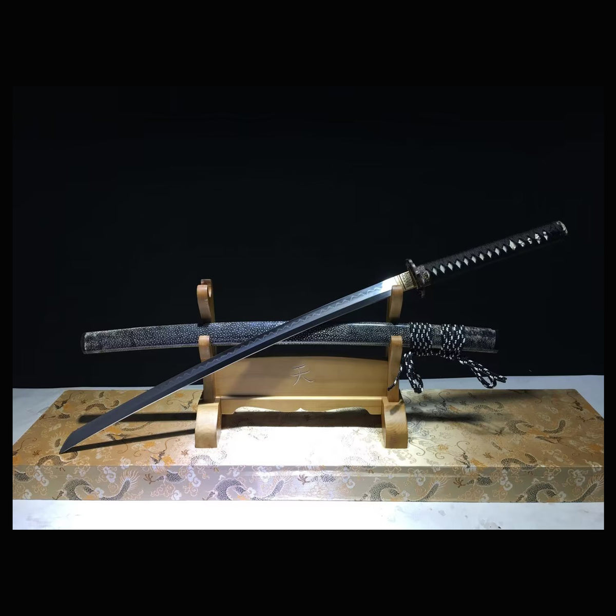 Sea Dragon Gomai Katana with Real Hamon | Full Tang 5-Piece Laminated Steel Rayskin Scabbard 103cm