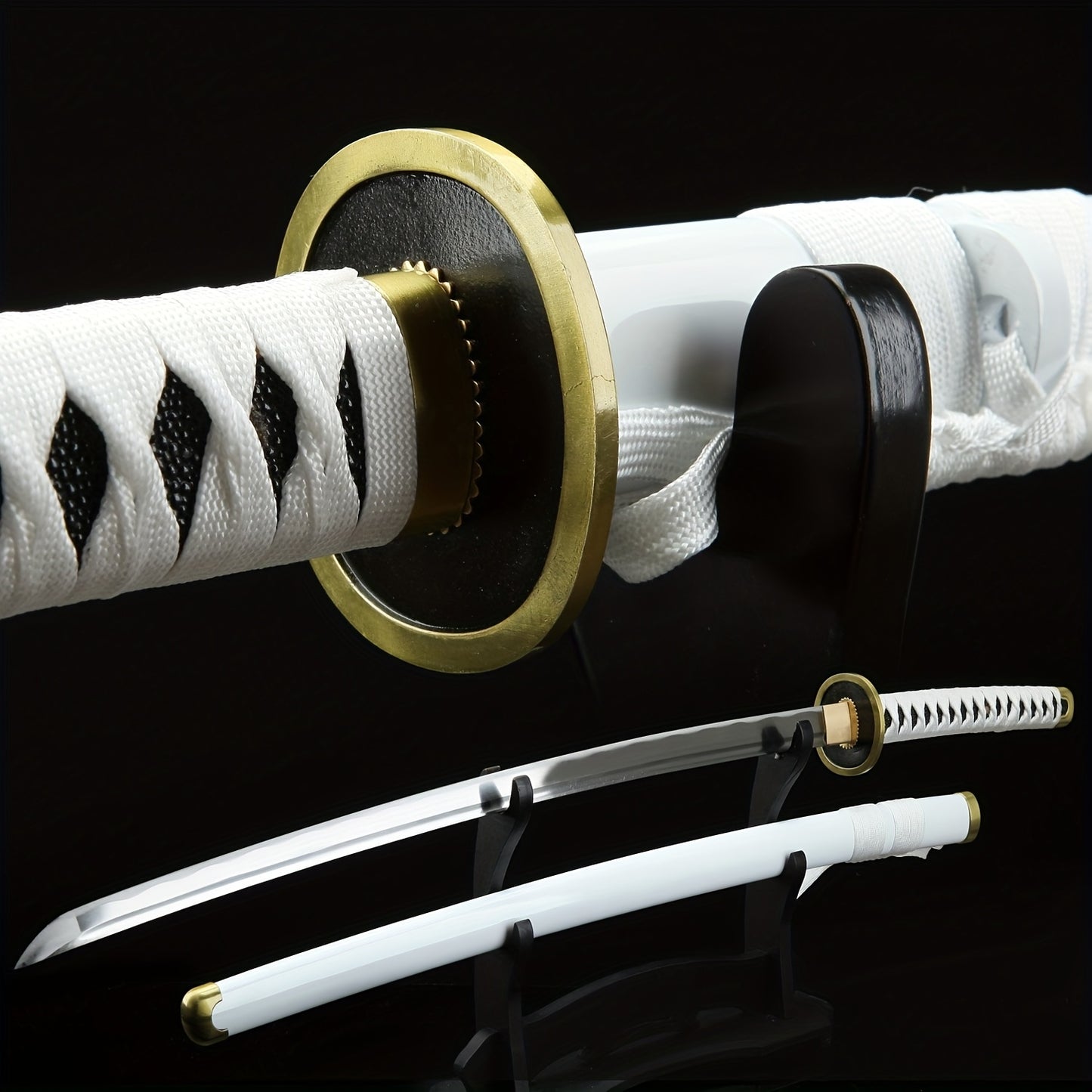 White Katana · Round Gold Tsuba Full Tang (103cm)