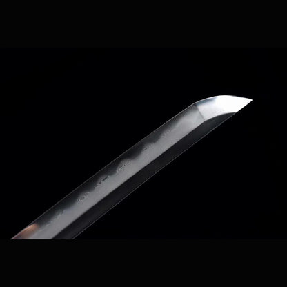 Chivalrous Knight Tachi with Real Hamon | Full Tang Clay Tempered Folded Pattern Steel Hand-Lacquered Scabbard 103cm
