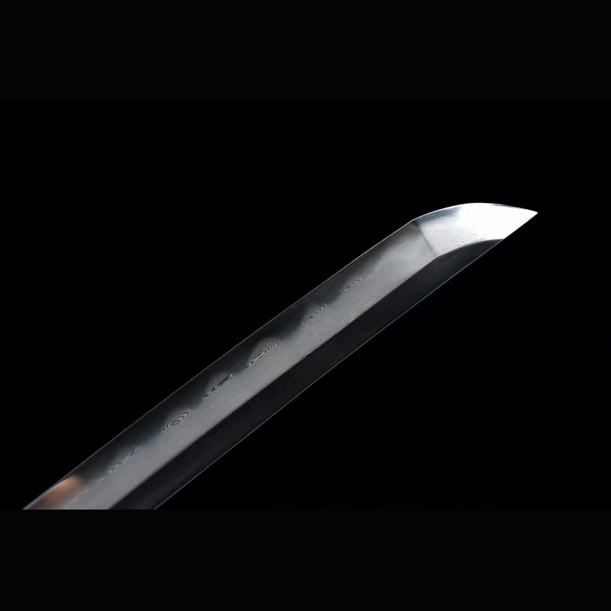 Faithful Warrior Tachi with Real Hamon | Full Tang Clay Tempered Folded Pattern Steel Brazilian Black Ebony Scabbard 103cm