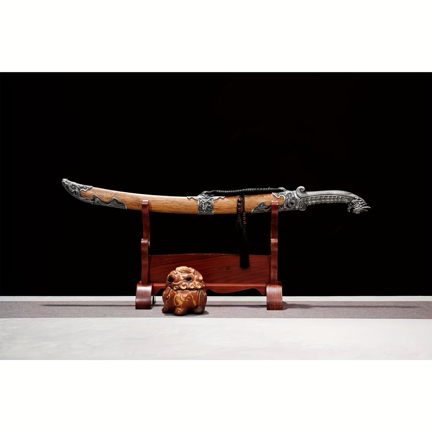 Moyu Tang Dao · Dragon Head Pommel Natural Wood Scabbard (106.5cm)