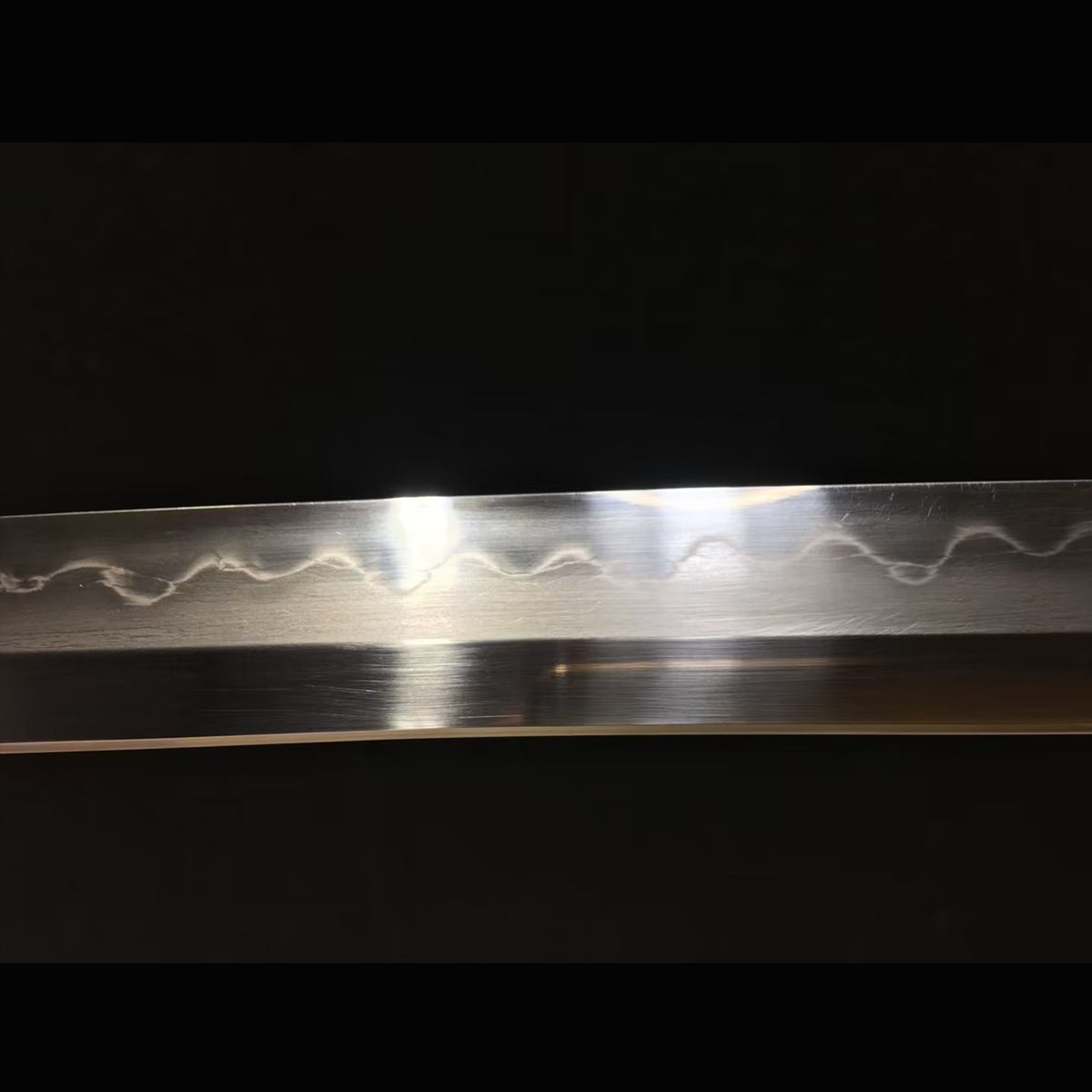 Sea Dragon Gomai Katana with Real Hamon | Full Tang 5-Piece Laminated Steel Rayskin Scabbard 103cm