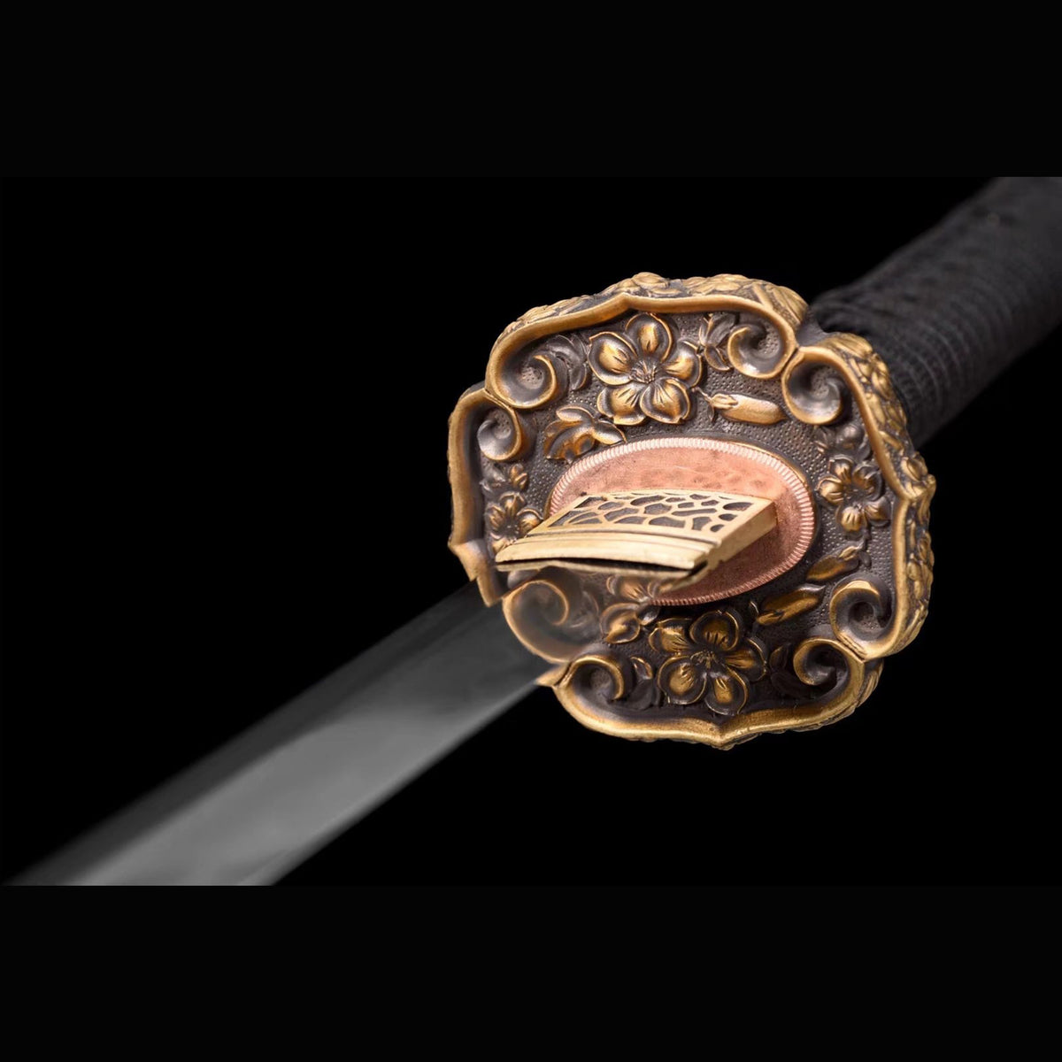 Chrysanthemum Nodachi with Real Hamon | Full Tang Clay Tempered Folded Pattern Steel Black Ebony Scabbard 100cm