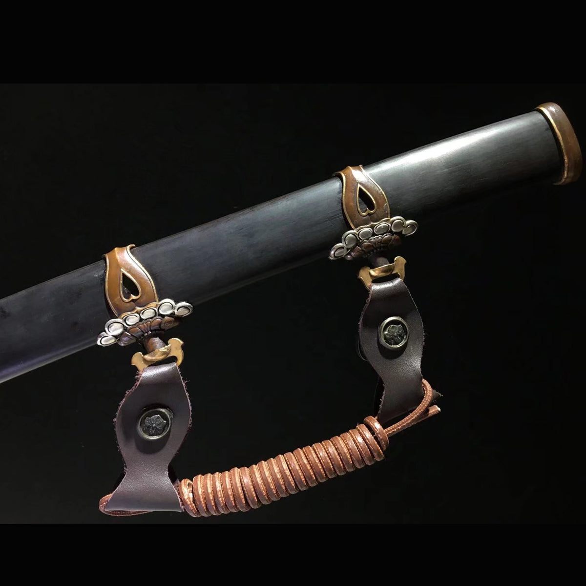 Faithful Warrior Tachi with Real Hamon | Full Tang Clay Tempered Folded Pattern Steel Brazilian Black Ebony Scabbard 103cm