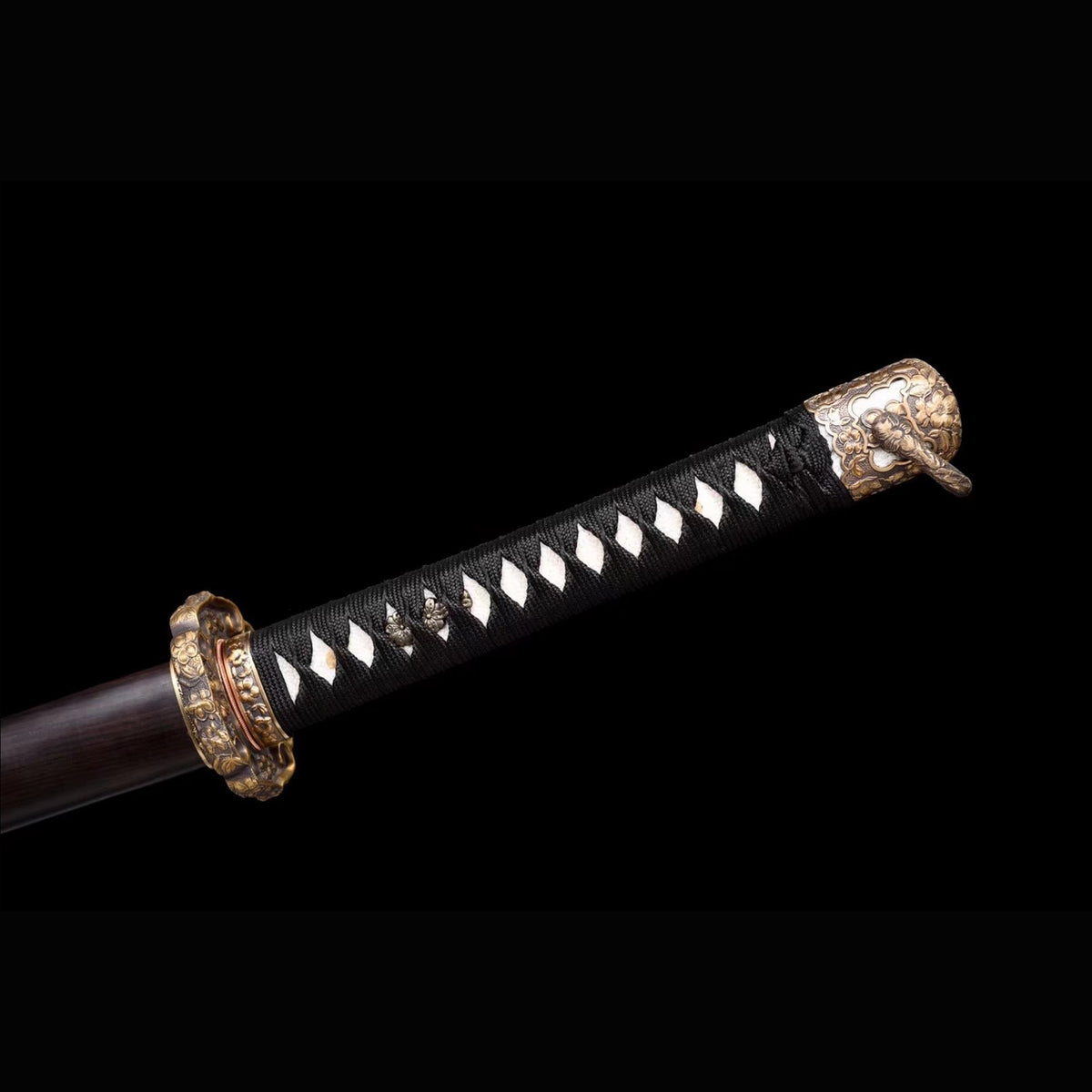 Chrysanthemum Nodachi with Real Hamon | Full Tang Clay Tempered Folded Pattern Steel Black Ebony Scabbard 100cm