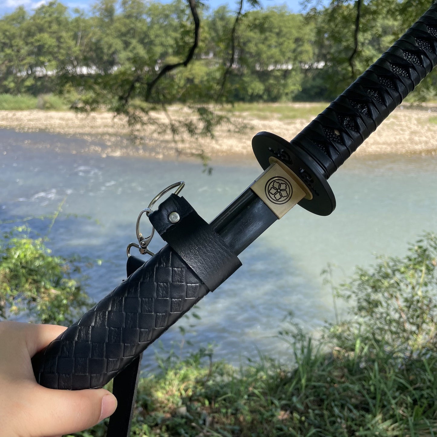 Obsidian Katana · Leather Scabbard Full Tang (105cm)