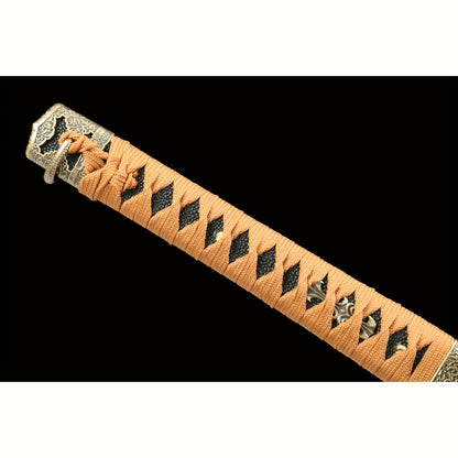 T10 Clay Tempered Tachi · Gold Lacquer Scabbard (103cm)
