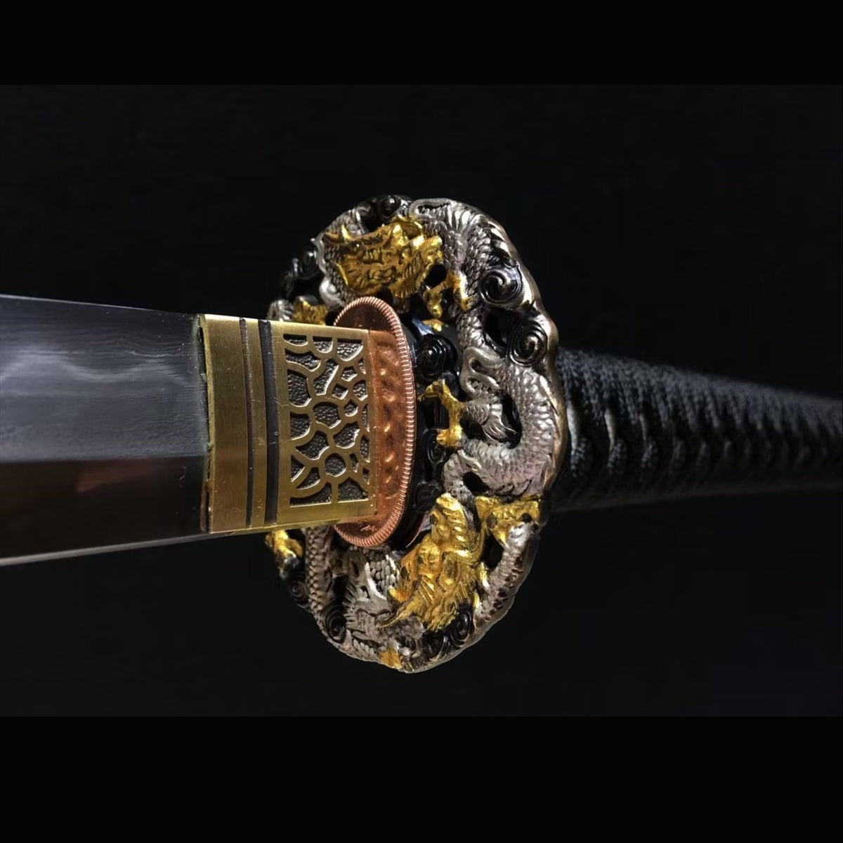 Dragon Circle Gomon Katana with Real Hamon | Full Tang Clay Tempered 5-Layer San Mai Steel Ray Skin Scabbard 103cm