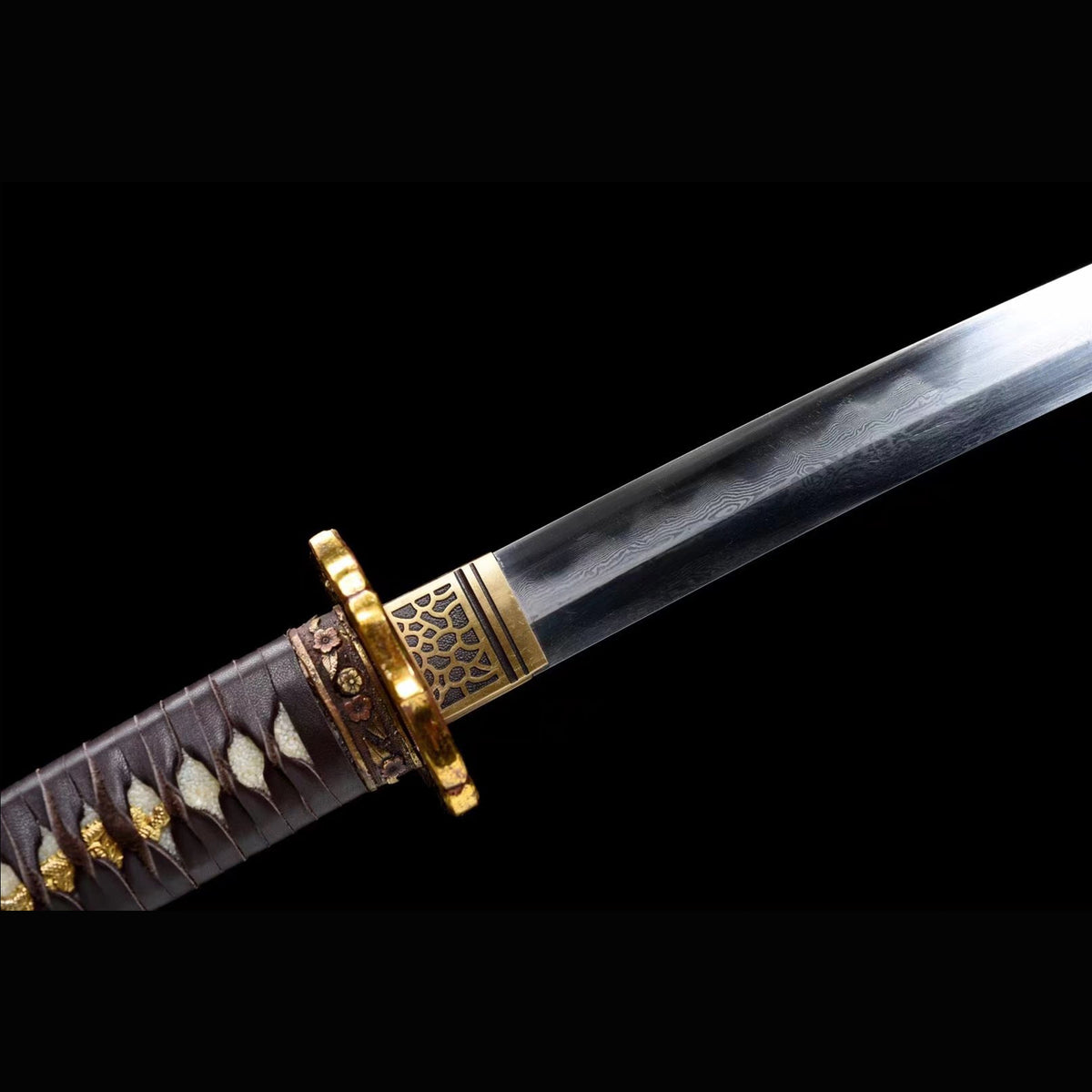 Type 98 Shin Gunto with Real Hamon | Full Tang Folded Damascus Steel Iron-Wrapped Wood Scabbard 103cm