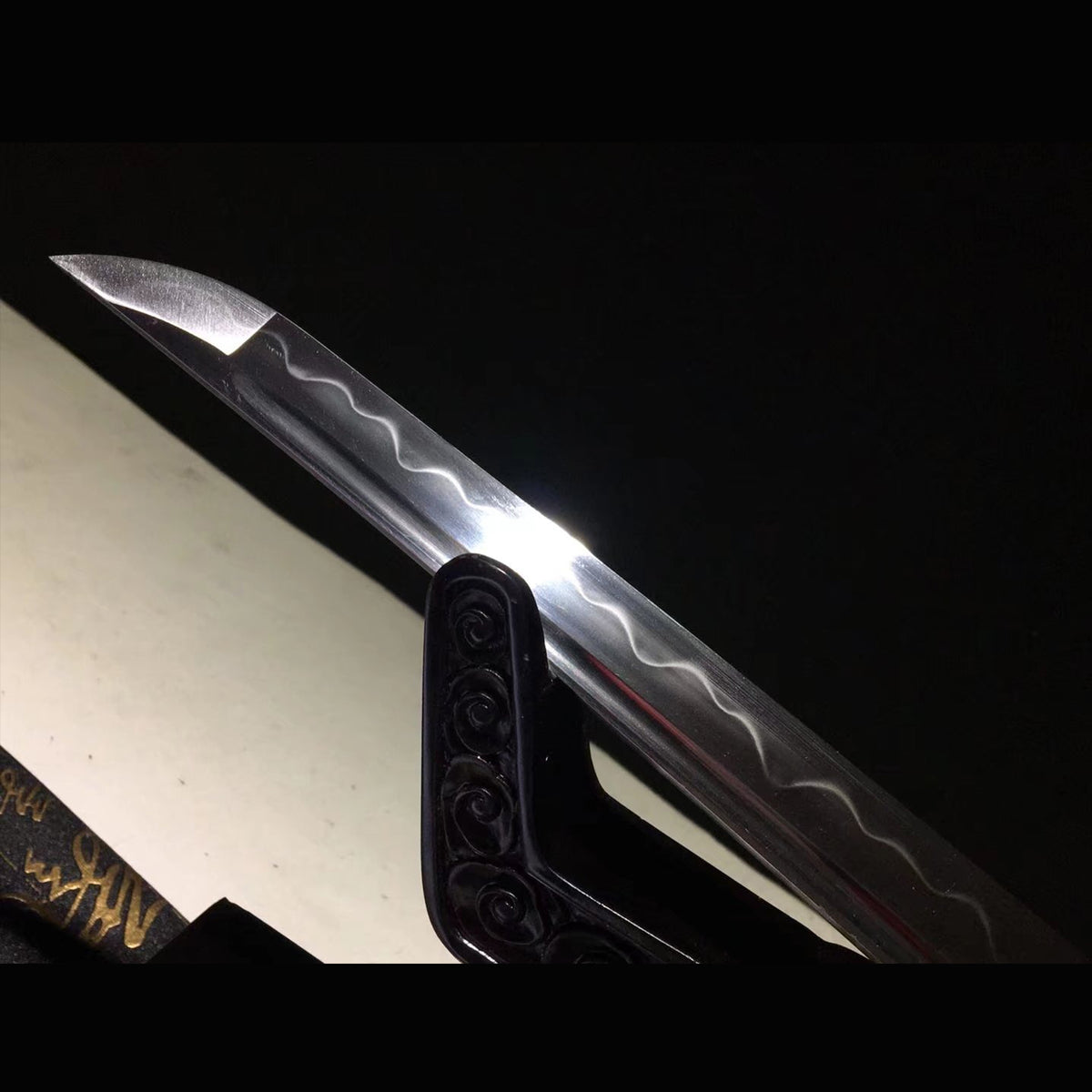 Golden Dragon Tachi with Real Hamon | Full Tang Clay Tempered T10 Steel Lacquered Wood Scabbard 104cm