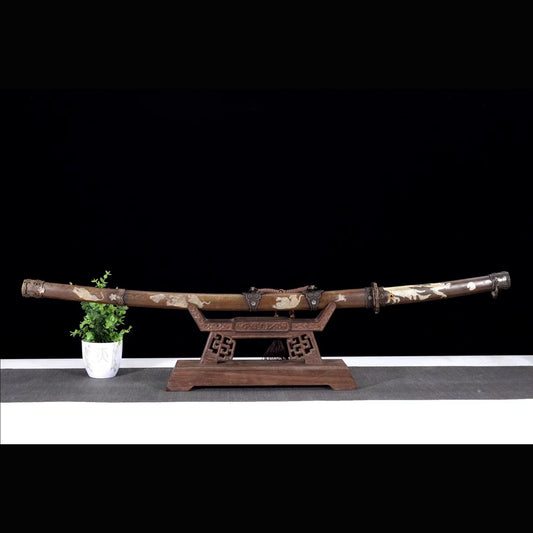 Roaring Tiger Ladder Damascus Tachi | Full Tang Twisted Pattern Steel Copper Gilt Scabbard 102cm