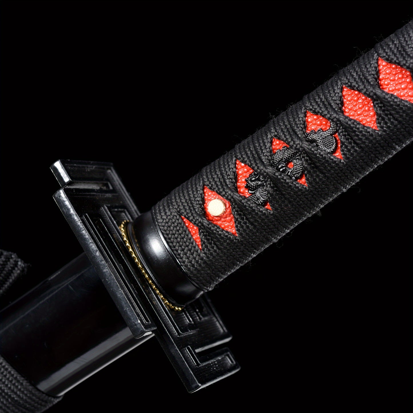 Black Blade Katana · Red Diamond Samegawa (105cm)